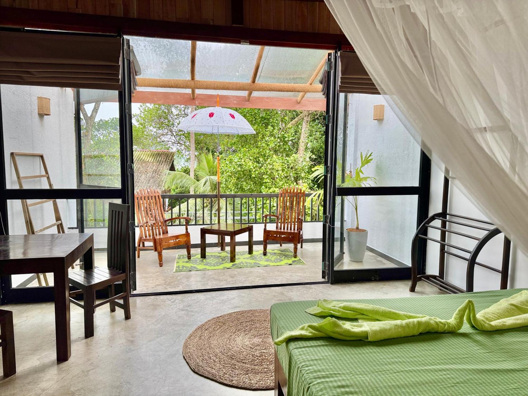 Swastha Ayurveda Villa Hikkaduwa Bagian luar foto