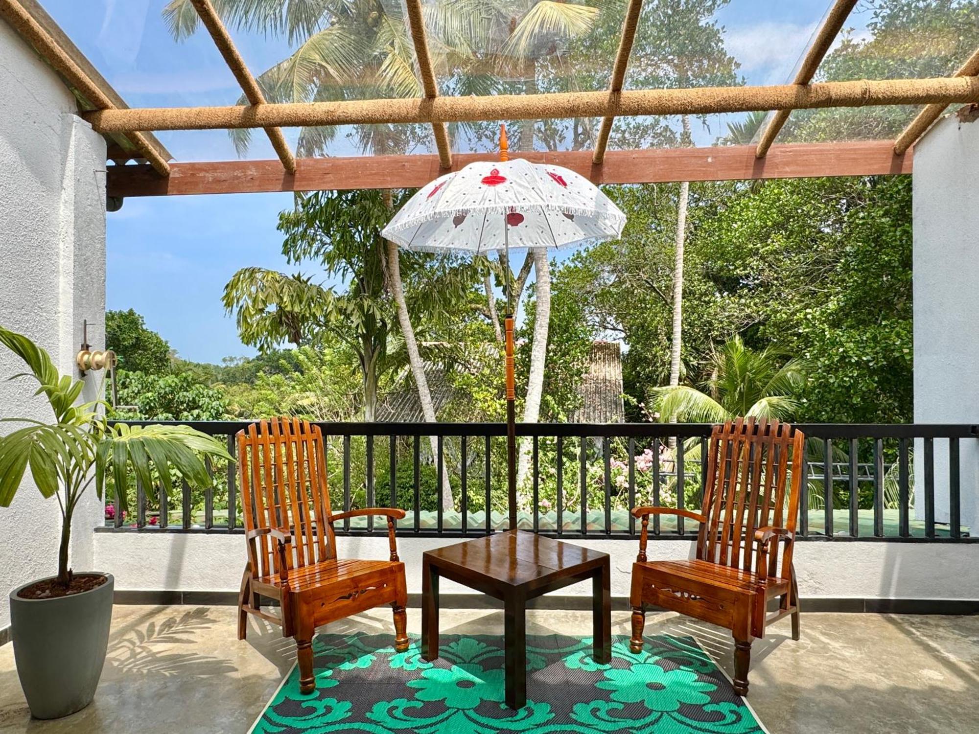 Swastha Ayurveda Villa Hikkaduwa Bagian luar foto