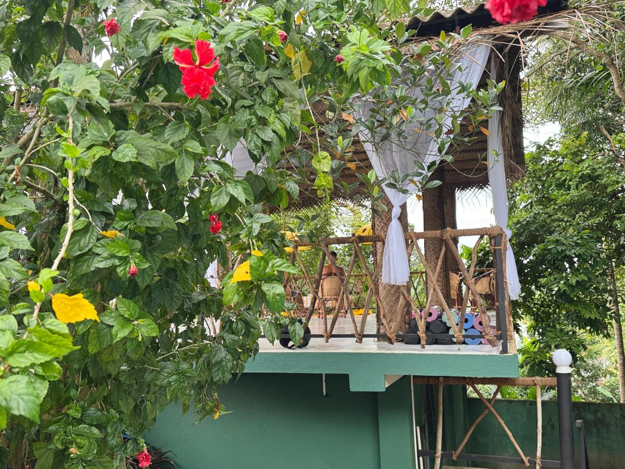 Swastha Ayurveda Villa Hikkaduwa Bagian luar foto