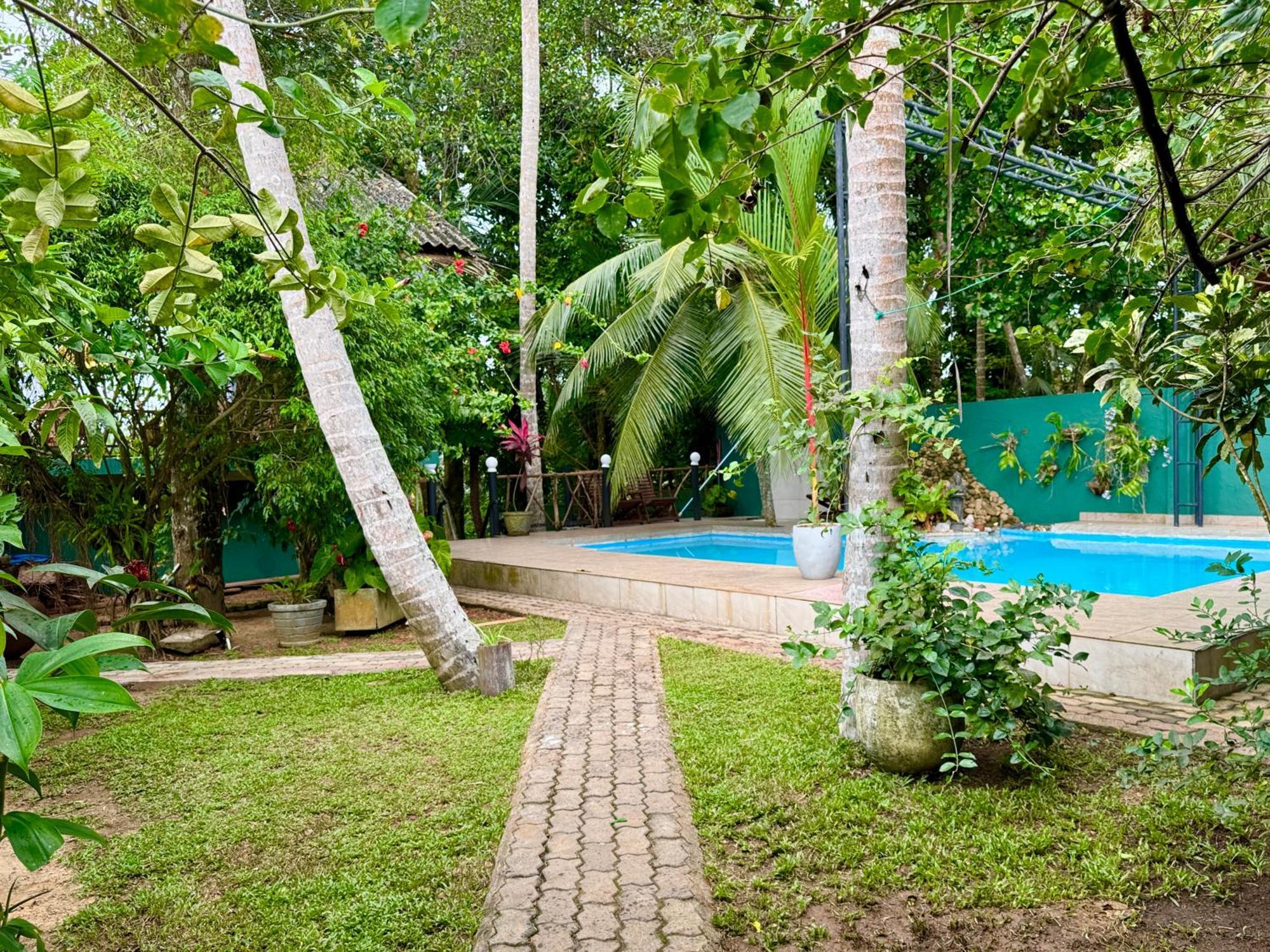 Swastha Ayurveda Villa Hikkaduwa Bagian luar foto